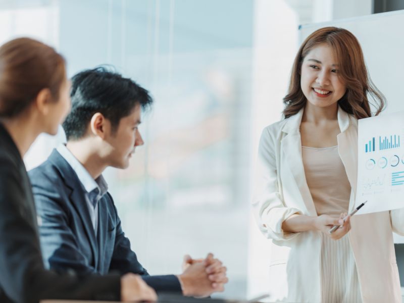 Việc nắm bắt xu hướng sẽ giúp bạn chuẩn bị tốt hơn cho tương lai nghề nghiệp