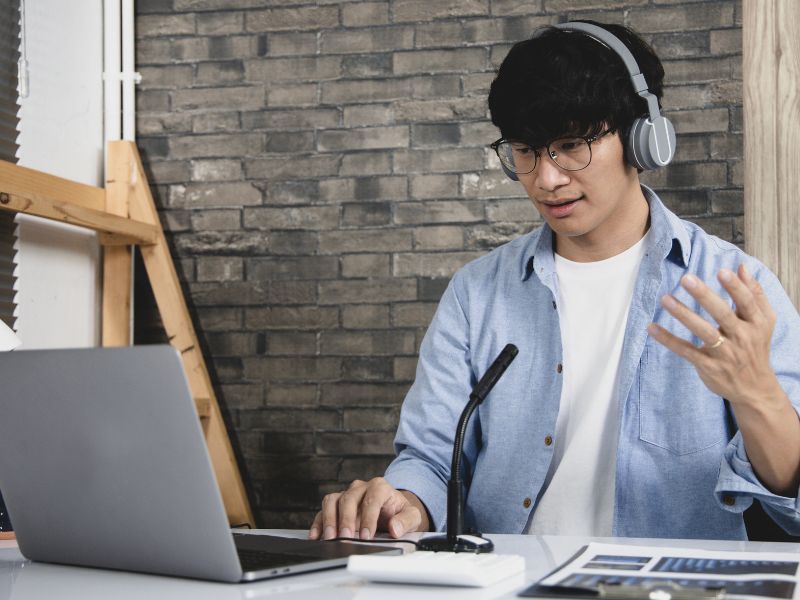 Học Công Nghệ Thông Tin Online Có Hiệu Quả Không?