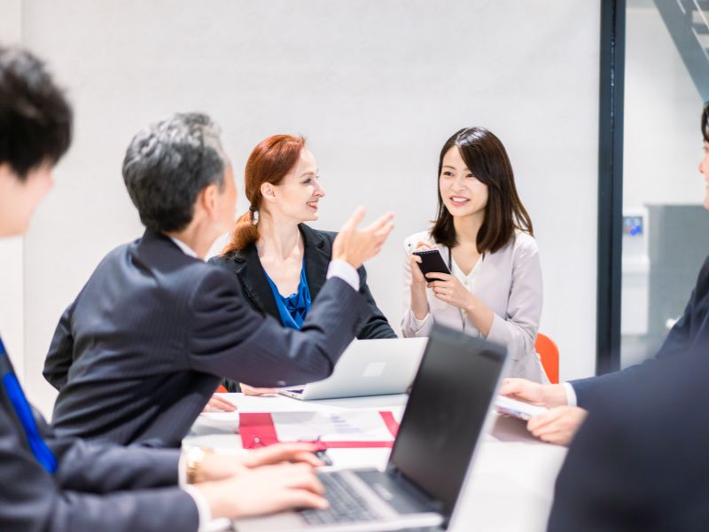 Học Ngôn ngữ Anh ra làm gì? Biên - Phiên dịch viên là sự lựa chọn của đa số người học Ngôn ngữ Anh