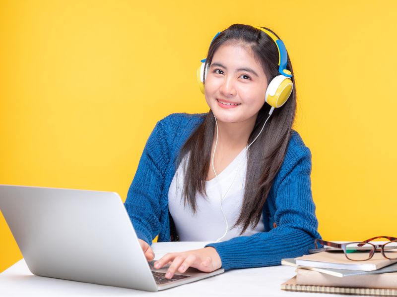 Học Công nghệ thông tin từ xa linh hoạt về thời gian, tiết kiệm chi phí mà vẫn đảm bảo chất lượng