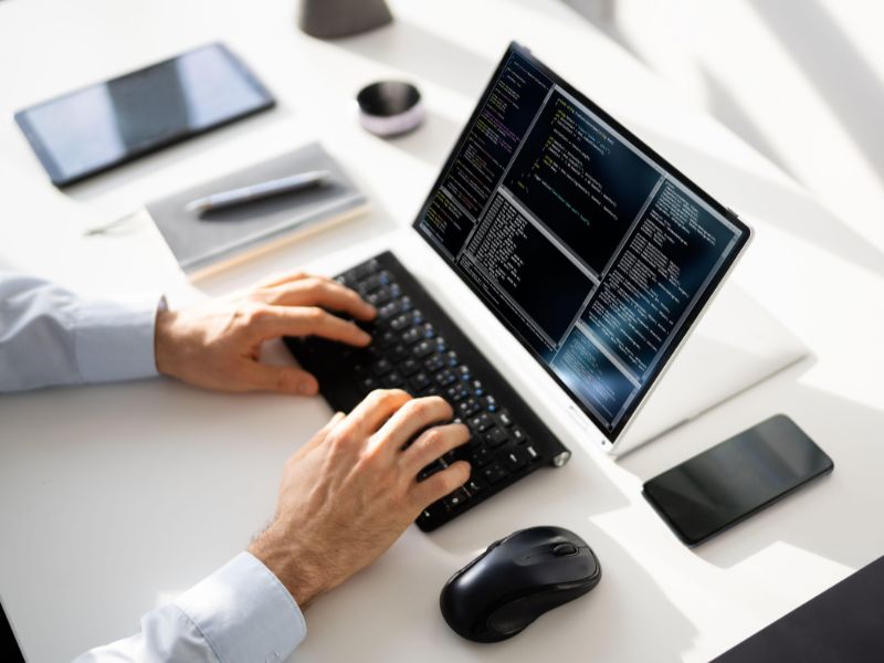 Kỹ thuật phần mềm là hướng đi phổ biến của nhiều người học Công nghệ thông tin Kỹ thuật phần mềm là hướng đi phổ biến của nhiều người học Công nghệ thông tin