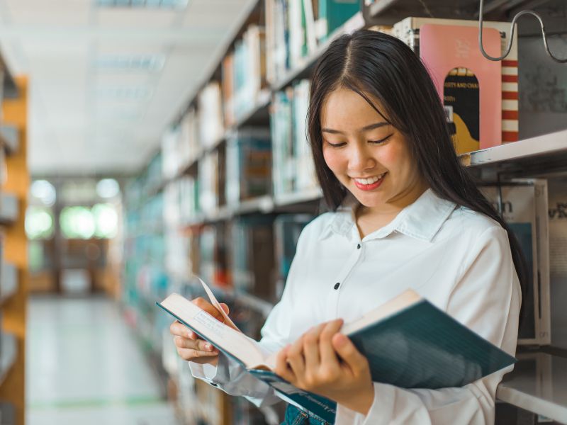 Ngành Quản trị Kinh doanh ở Hà Nội nên học trường nào uy tín? Hướng dẫn cách chọn